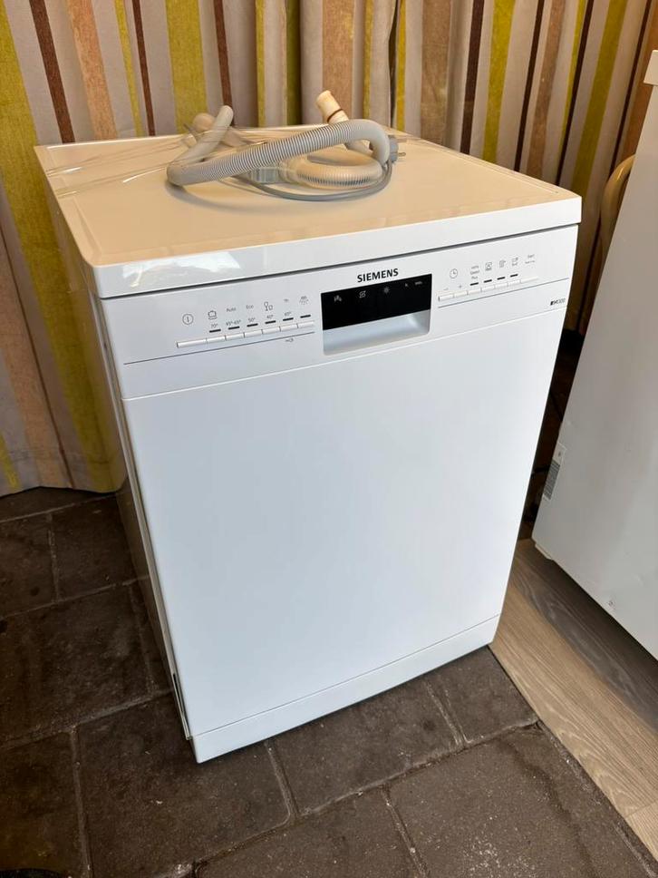 Siemens Vaatwasser - Werkt Goed - Schoon - Met Besteklade, Witgoed en Apparatuur, Vaatwasmachines, Zo goed als nieuw, Vrijstaand