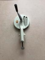 Vintage Snijbonenmolen - Staal & RVS Messen, Antiek en Kunst, Ophalen