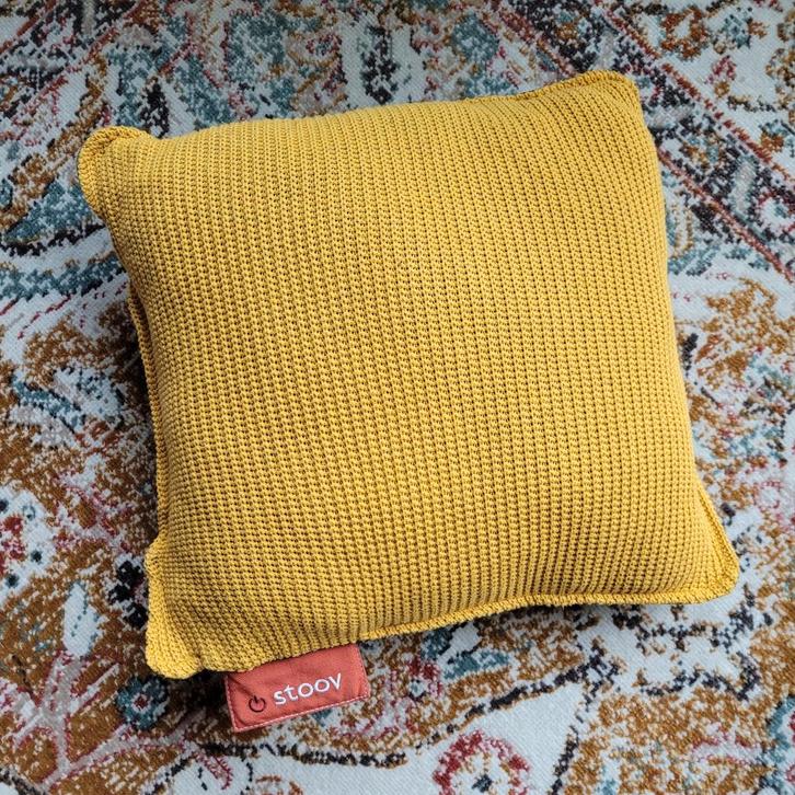 Stoov Ploov warmtekussen - Oplaadbaar & Draadloos 45 x 45, Huis en Inrichting, Woonaccessoires | Kussens, Ophalen