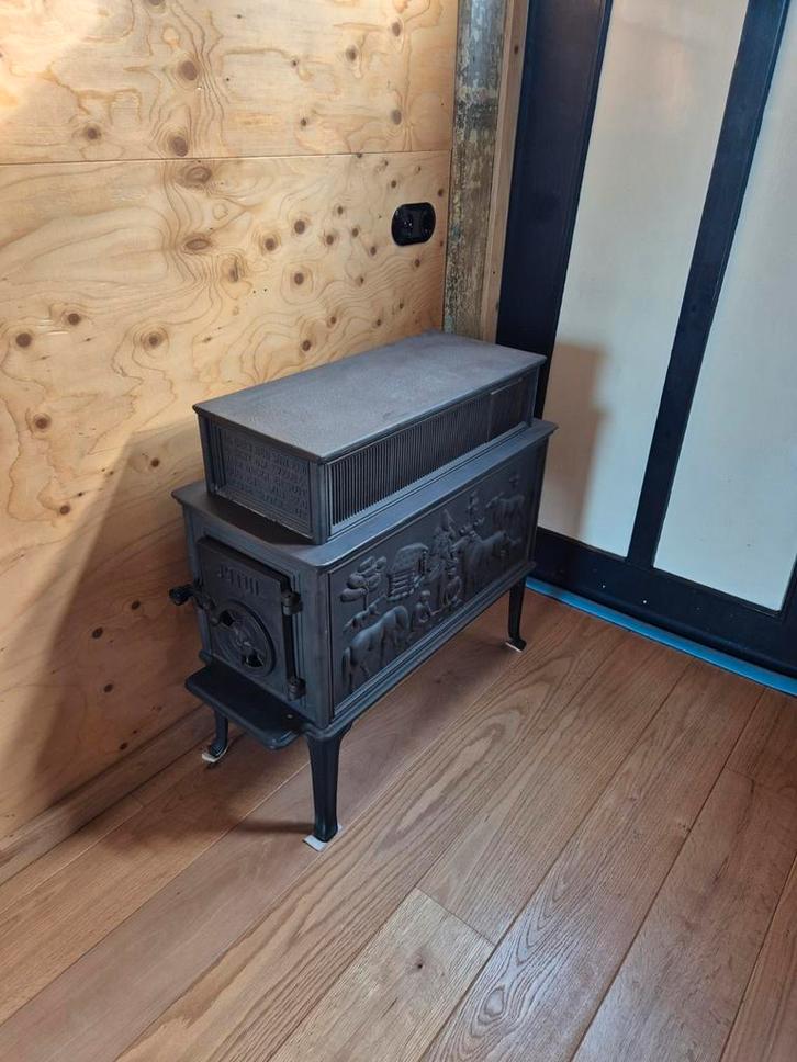 Jøtul Houtkachel - Klassiek Design, Huis en Inrichting, Kachels, Gebruikt, Vrijstaand, Houtkachel, Hout, Ophalen