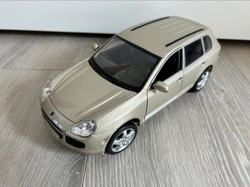 1:18 Maisto Porsche Cayenne Turbo Brons Zonder doos, Hobby en Vrije tijd, Modelauto's | 1:18, Gebruikt, Auto, Maisto, Ophalen of Verzenden