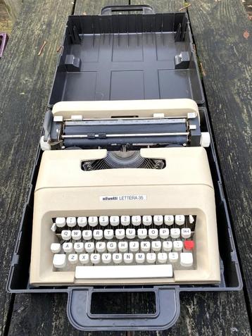 Leuke Olivetti Lettera 35 Typemachine - vintage retro beschikbaar voor biedingen