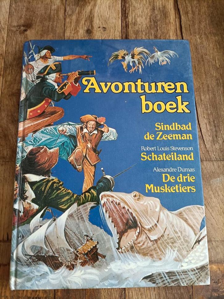 Avonturenboek: Sindbad, Schateiland, Drie Musketiers, Boeken, Avontuur en Actie, Gelezen, Ophalen of Verzenden