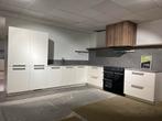 Tulp Keuken Showmodel gelakt! Met Inductie fornuis, Huis en Inrichting, Keuken | Complete keukens, Ophalen, Wit, Hoekkeuken, Nieuw