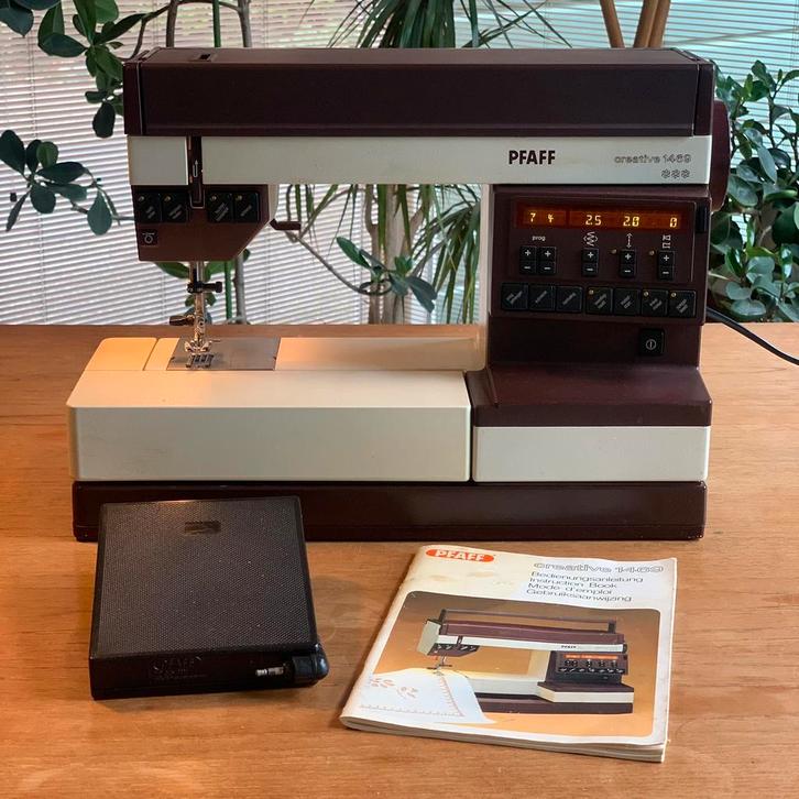 Pfaff Creative 1469 naaimachine borduursteken én letters, Hobby en Vrije tijd, Naaimachines en Toebehoren, Zo goed als nieuw, Naaimachine