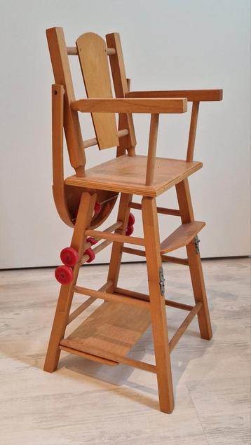 Houten poppenstoel, vintage.  beschikbaar voor biedingen