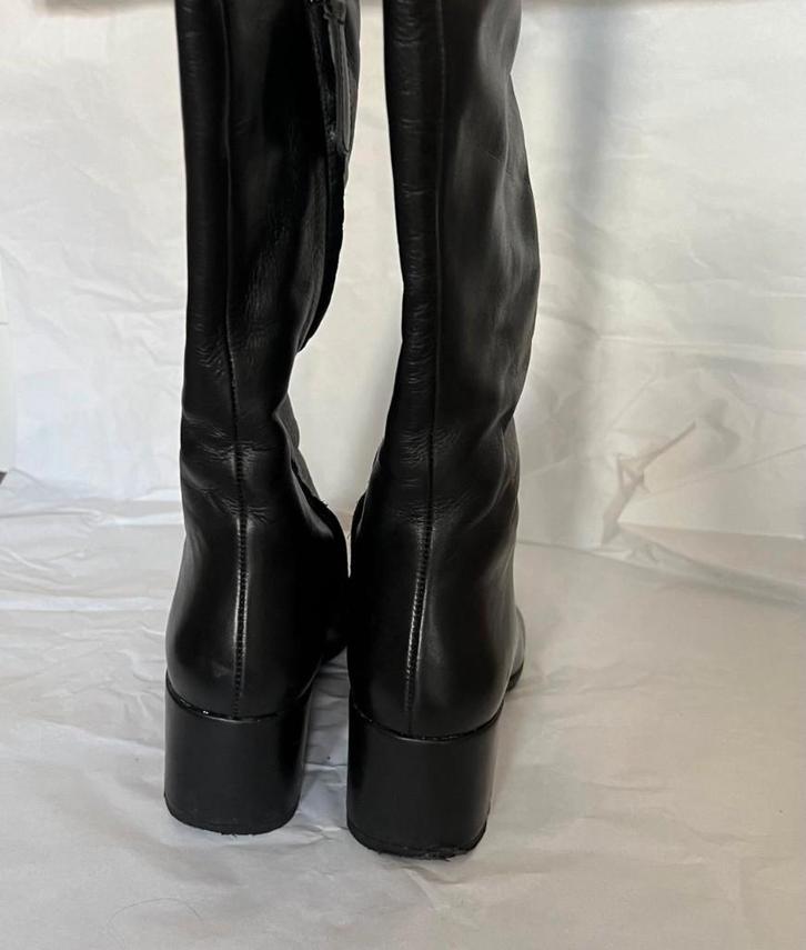 Zwarte leren overknee laarzen – smalle schacht, maat 35, Kleding | Dames, Schoenen, Nieuw, Hoge laarzen, Zwart, Ophalen of Verzenden