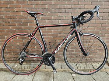 Focus Culebro SL racefiets maat 58 + gratis accessoires beschikbaar voor biedingen