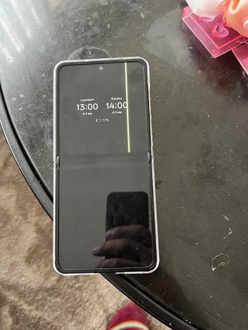 Oppo find n2 flip 256gb beschikbaar voor biedingen