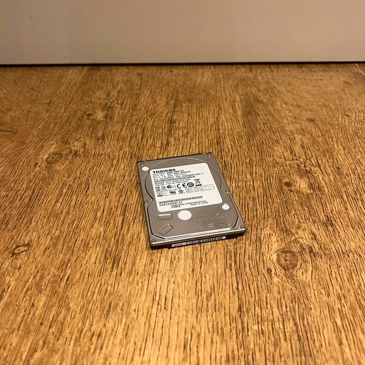 Toshiba 1000GB 2,5inch Laptop Hardeschijf, Computers en Software, Harde schijven, Gebruikt, Laptop, Intern, HDD, SATA, Ophalen of Verzenden