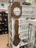 Antieke Slingerklok 'L'Gaye à Lestelle', Ophalen