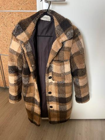 Teddy winterjas Esprit maat M bruin beschikbaar voor biedingen