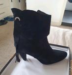 Prachtige suède laarsjes 39 nieuw 🖤, Zwart, Lage of Enkellaarzen, Nieuw, Ophalen of Verzenden
