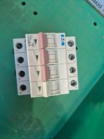 EATON automaat C32 4 polig 7 stuks, Doe-het-zelf en Verbouw, Ophalen of Verzenden, Zo goed als nieuw, Overige typen
