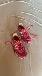 Hardloopschoenen meisje maat 31- New Balance, Ophalen of Verzenden, Gebruikt, Schoenen