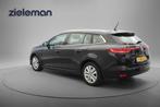Renault MEGANE Estate 1.3 TCe 140 PK Equilibre - Carplay, Di, Voorwielaandrijving, 65 €/maand, Gebruikt, Euro 6