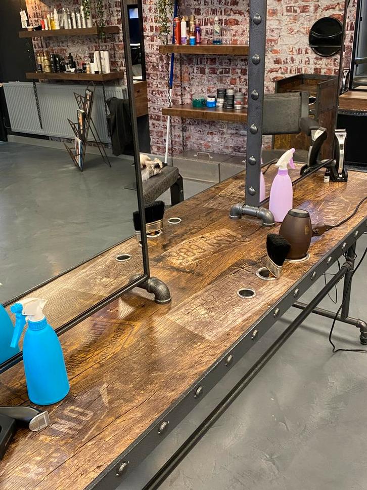 Kaptafel met spiegel 4 spiegels, Sieraden, Tassen en Uiterlijk, Uiterlijk | Haarverzorging, Gebruikt, Ophalen