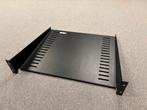 2U Server Rack Plank / Legbord, APC AR8105BLK, Computers en Software, Serverkasten, Ophalen of Verzenden, Gebruikt