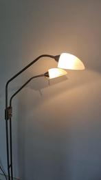 Mooie staande lamp - Jan de Bouvrie - 2 buigzame lichtpunten, Ophalen of Verzenden, Zo goed als nieuw