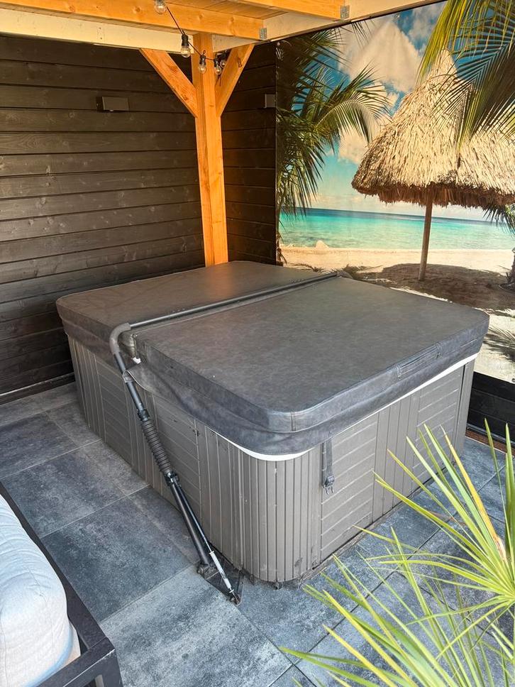 Jacuzzi (Passion) 3 persoons, Tuin en Terras, Bubbelbaden en Hottubs, Zo goed als nieuw, Ophalen of Verzenden