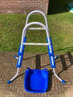 Zwembadladder Bestway 84cm/107cm + voetenbad, Tuin en Terras, Zwembad-toebehoren, Zo goed als nieuw, Ophalen