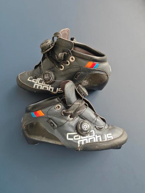 Cadomotus Ci1 Inline Skeeler Schoen


Maat 38, Sport en Fitness, Schaatsen, Gebruikt, Overige typen, Overige merken, Ophalen of Verzenden