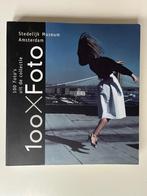 100 x Foto - Stedelijk Museum Amsterdam, Boeken, Hripsime Visser, Ophalen of Verzenden, Zo goed als nieuw, Overige onderwerpen