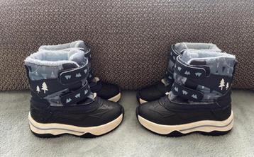 Winterlaarsjes / snowboots maat 23 beschikbaar voor biedingen