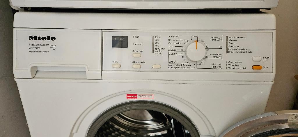 Miele wasmachine (W3203) - Goed werkend - Nette staat, Ophalen, Gebruikt, Voorlader, 85 tot 90 cm