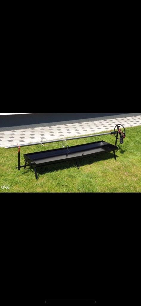 Nieuwe draaispit met kolenbak, Tuin en Terras, Barbecue-accessoires, Nieuw, Ophalen