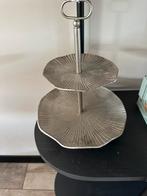 Zilverkleurige etagere, Ophalen of Verzenden, Zo goed als nieuw