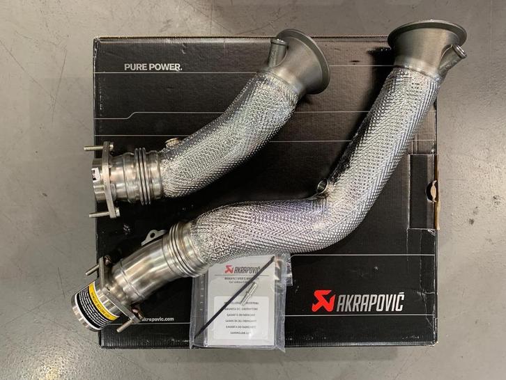 Akrapovic Downpipe set - BMW M3 F80 M4 F82 F83 14-20, Auto diversen, Tuning en Styling, Ophalen of Verzenden