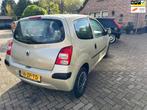 Renault Twingo 1.2 Authentique NIEUWE APK 10-2026, Auto's, Renault, Voorwielaandrijving, Twingo, 4 stoelen, Origineel Nederlands