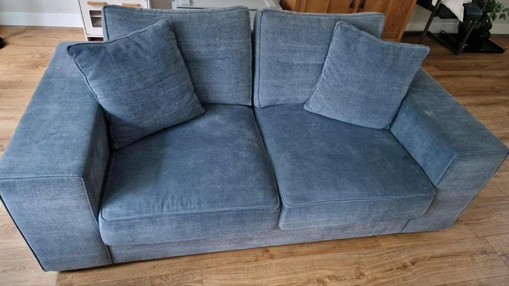 Twee mooie lichtblauwe banken van Room108, Huis en Inrichting, Banken | Bankstellen, Gebruikt, Rechte bank, Tweepersoons, 200 tot 250 cm