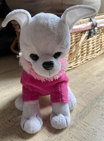 Pluche witte chihuahua met roze trui knuffel - 25 cm beschikbaar voor biedingen