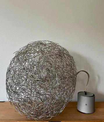 Ronde Hanglamp Met Metaaldraden, Catellani & Smith beschikbaar voor biedingen