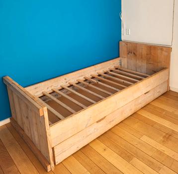 Steigerhouten Kinderkamer Set: Bed, Kast & Bureau beschikbaar voor biedingen