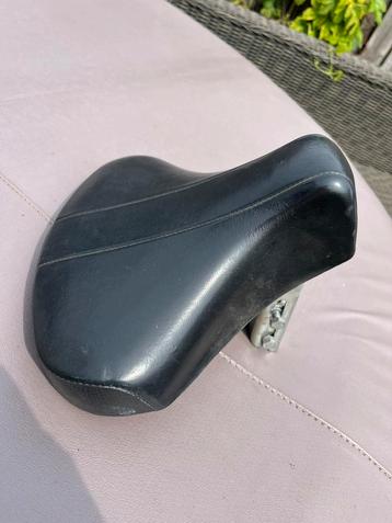 🔴 Mooi Origineel Zwart Zadel Gilera Citta 🔴 beschikbaar voor biedingen