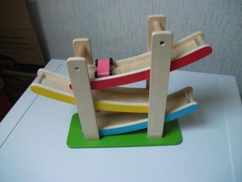 Autobaan ADDO met 1 auto, Kinderen en Baby's, Speelgoed | Houten speelgoed, Gebruikt, Overige typen, Ophalen of Verzenden
