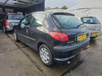 Peugeot 206 1.4 One-line *apk:04-2026*, Voorwielaandrijving, 4 cilinders, Zwart, Origineel Nederlands