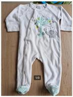 Wit boxpakje met boom en olifant Maat 68 h3, Jongetje of Meisje, Onbekend, Ophalen of Verzenden, Zo goed als nieuw