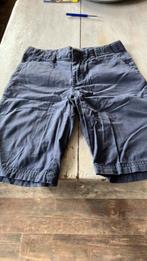Donker blauwe korte broek 140, Ophalen of Verzenden, Zo goed als nieuw, Blauw