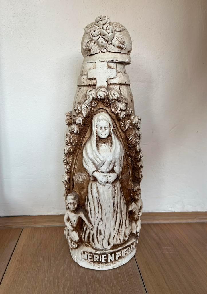Merien Figur Maria gedecoreerde wijnfles mariabeeld rode, Antiek en Kunst, Antiek | Religie, Ophalen of Verzenden
