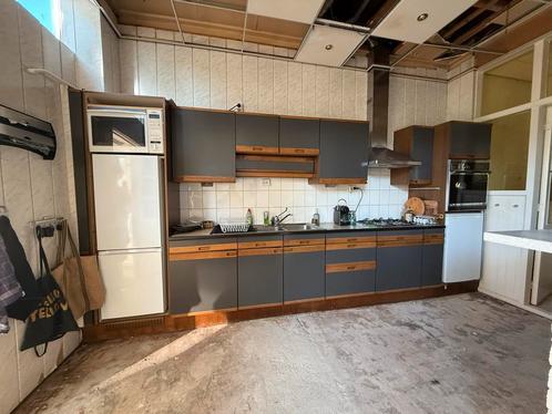Retro Keuken Gratis af te Halen, Huis en Inrichting, Keuken | Complete keukens, Gebruikt, Enkelwandige keuken, Grijs, Kunststof