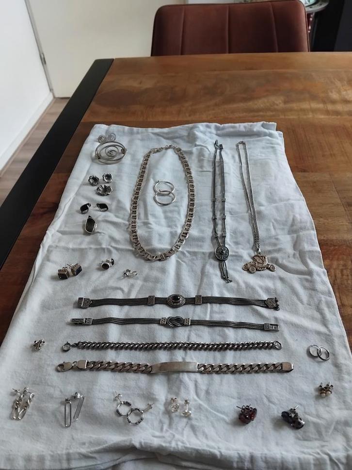 Grote Partij Zilveren Sieraden zie omschrijving, Sieraden, Tassen en Uiterlijk, Kettingen, Zo goed als nieuw, Zilver, Zilver, Met hanger