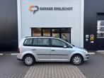 Volkswagen Touran 1.6 Optive|Airco|Cruise|NAP|Nieuwe apk, Voorwielaandrijving, Stof, Zwart, 4 cilinders