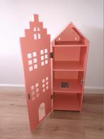 Roze, houten poppenhuis met 4 kamers (incl. accessoires), Poppenhuis, Gebruikt, N.v.t., N.v.t.