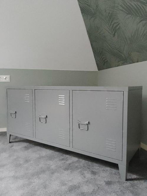 Grijze lockerkast van Kwantum, Huis en Inrichting, Kasten | Lockerkasten, Gebruikt, Ophalen