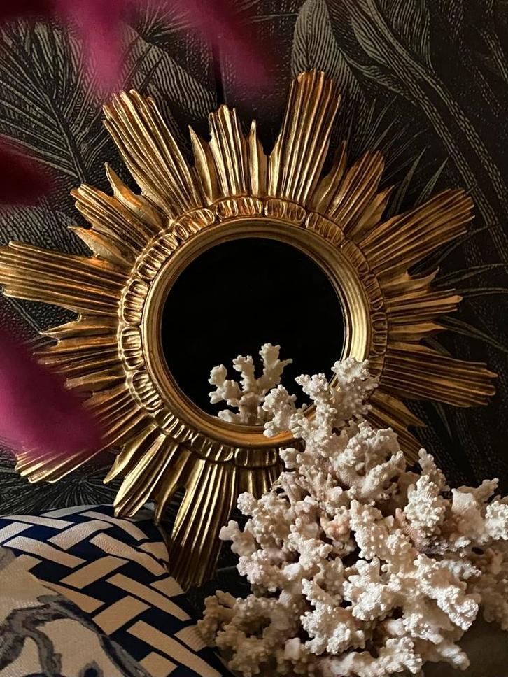 SUNBURST ZONNESPIEGEL GOUD HOLLYWOOD REGENCY MID-CENTURY, Huis en Inrichting, Woonaccessoires | Spiegels, Zo goed als nieuw, Minder dan 50 cm