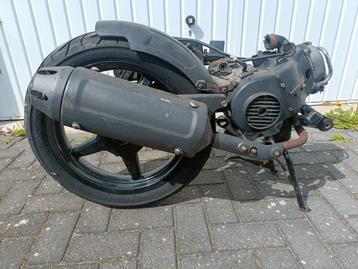 Kymco people s 4takt 50cc motorblok  beschikbaar voor biedingen